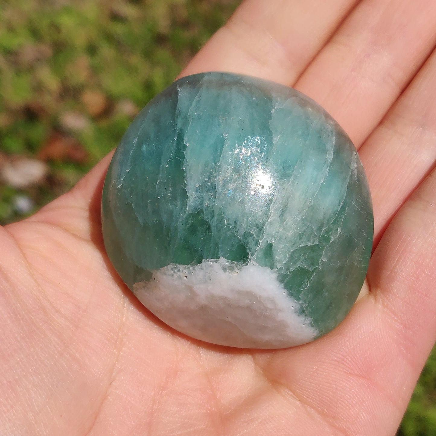 Fluorite Palm Stone (#23) - Simply Affinity