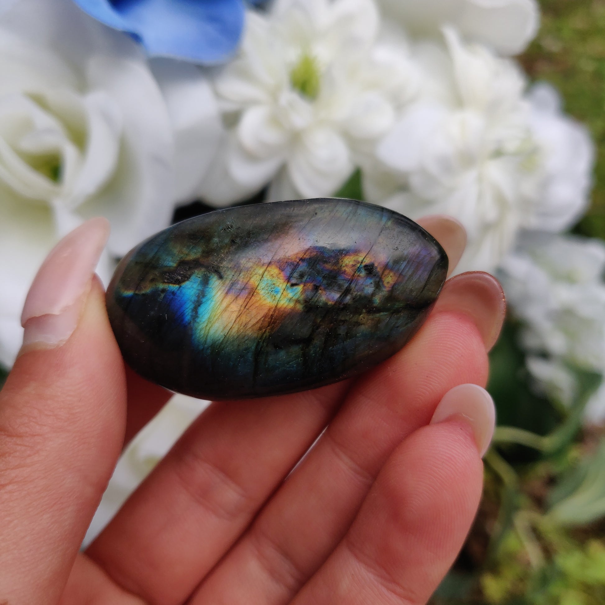 Labradorite Palm Stone (#302) - Simply Affinity