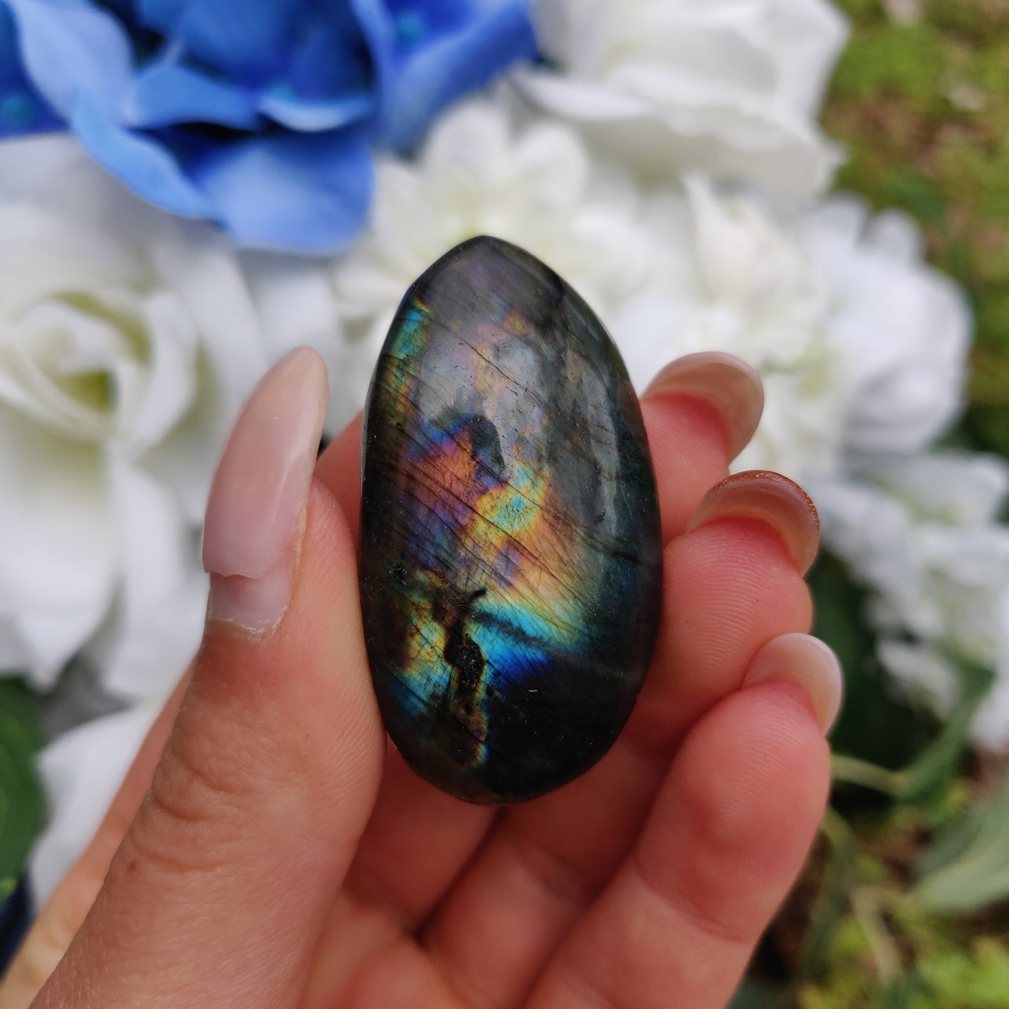 Labradorite Palm Stone (#302) - Simply Affinity
