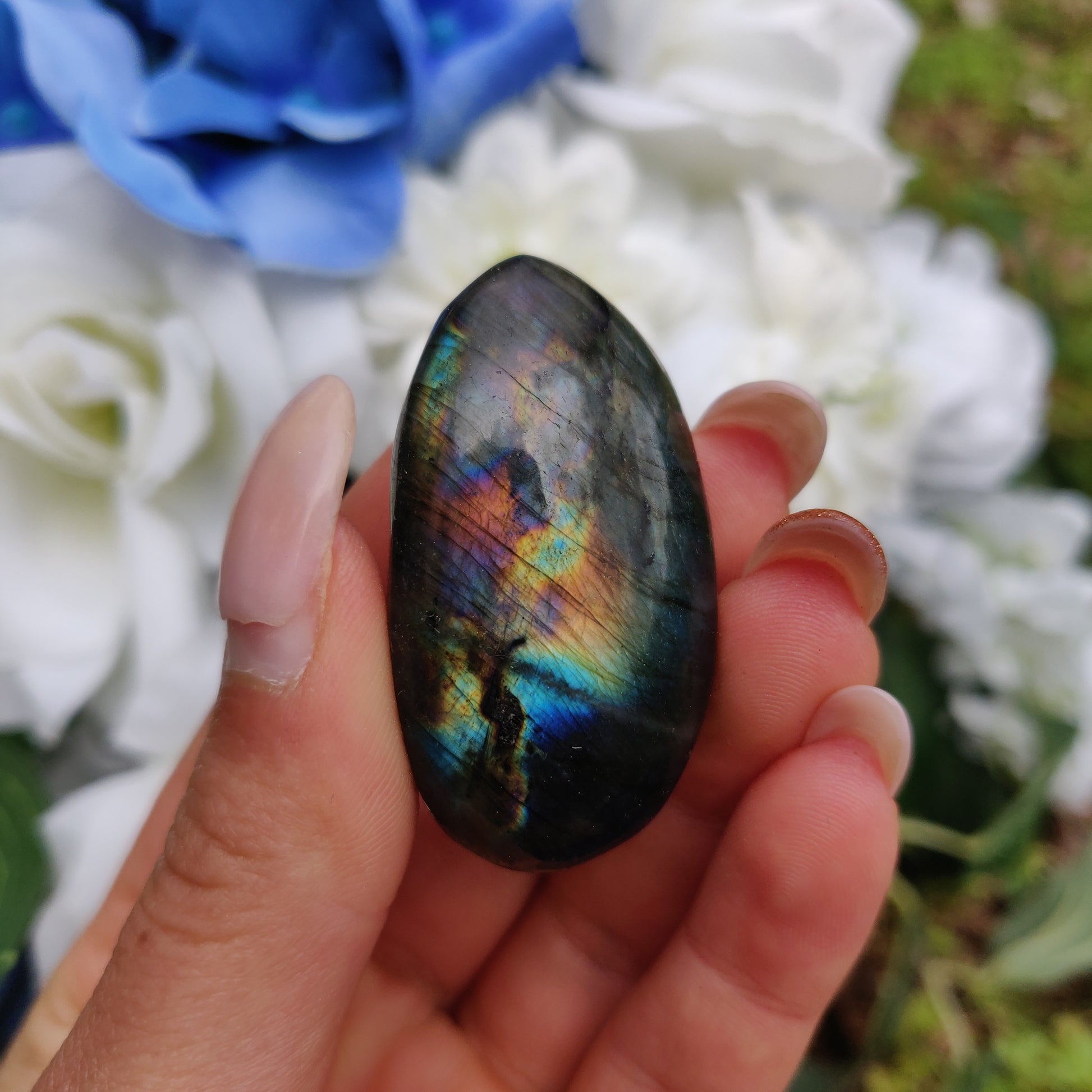 Labradorite Palm Stone (#302) - Simply Affinity