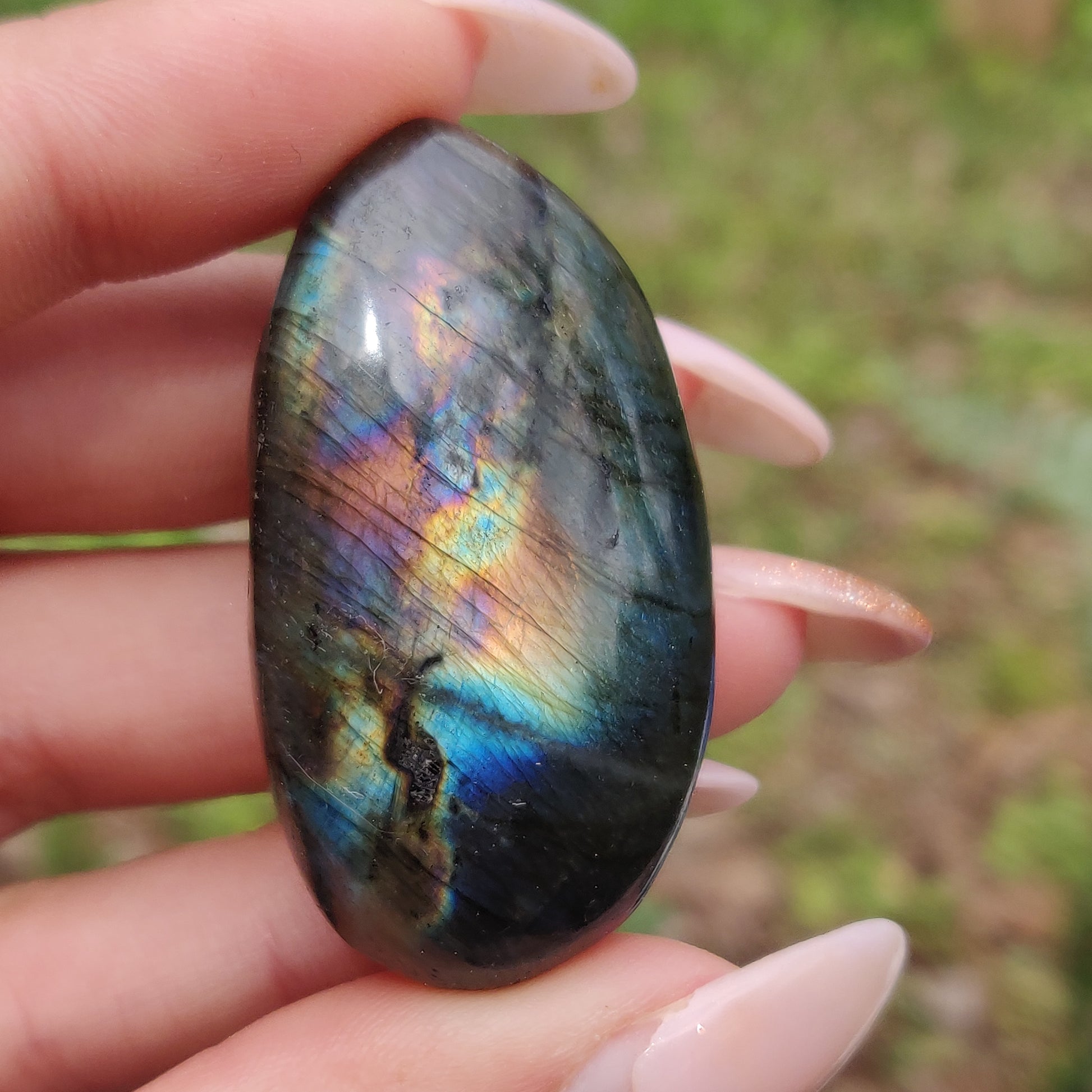 Labradorite Palm Stone (#302) - Simply Affinity