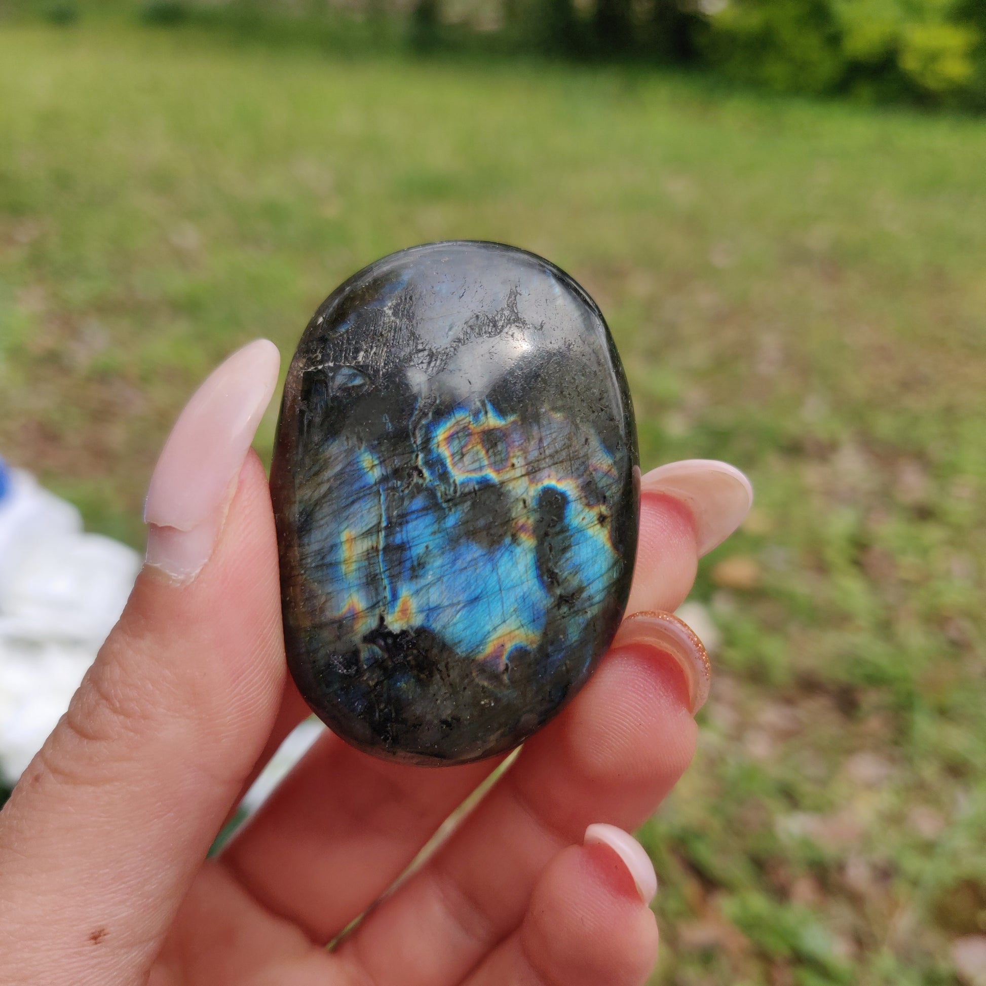 Labradorite Palm Stone (#303) - Simply Affinity