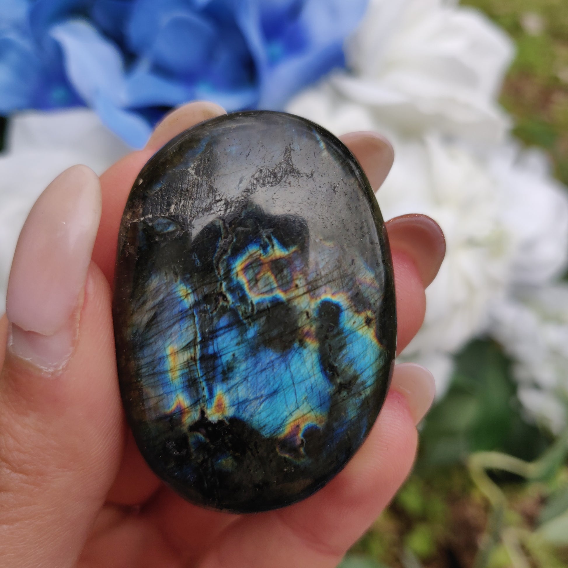 Labradorite Palm Stone (#303) - Simply Affinity