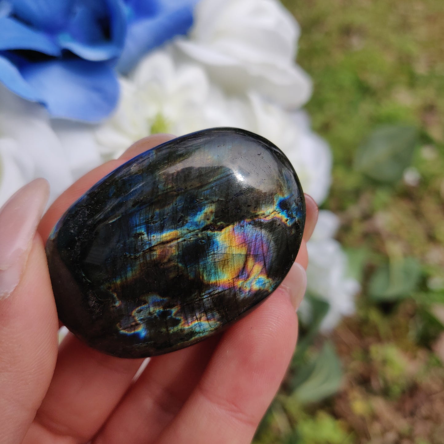 Labradorite Palm Stone (#303) - Simply Affinity
