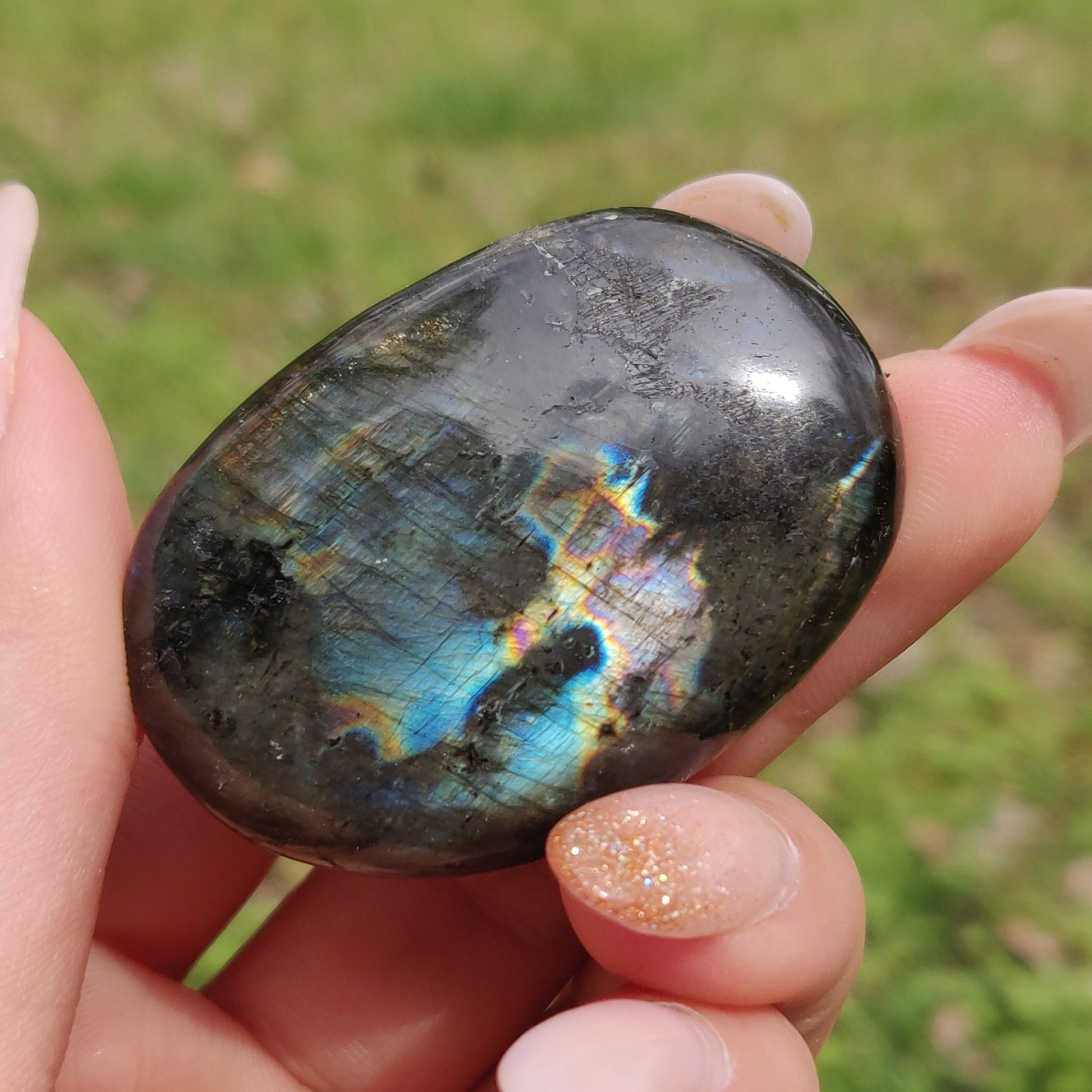 Labradorite Palm Stone (#303) - Simply Affinity
