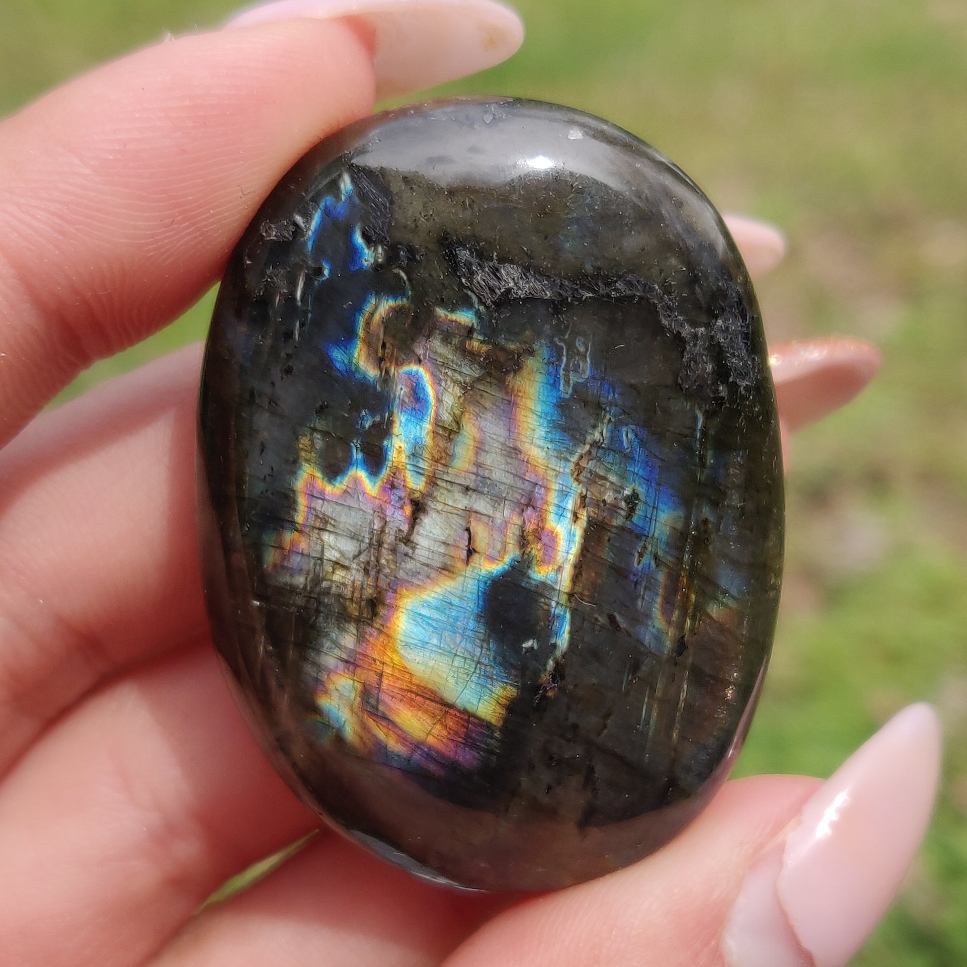 Labradorite Palm Stone (#303) - Simply Affinity