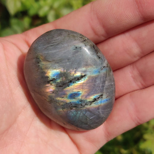 Labradorite Palm Stone (#307) - Simply Affinity