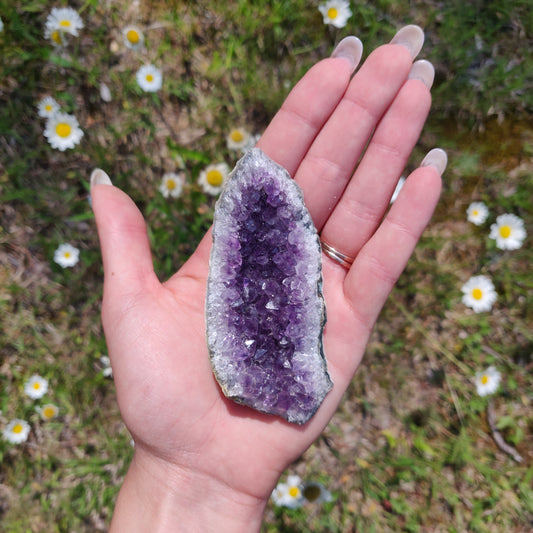 Amethyst Cluster (#2M) - Simply Affinity