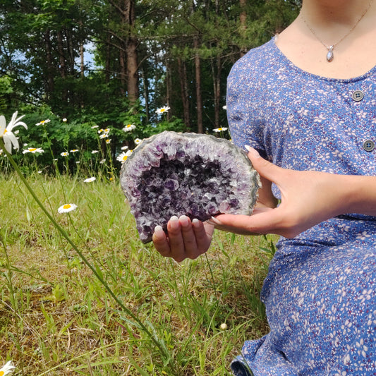 Amethyst Cluster (#10A) - Simply Affinity