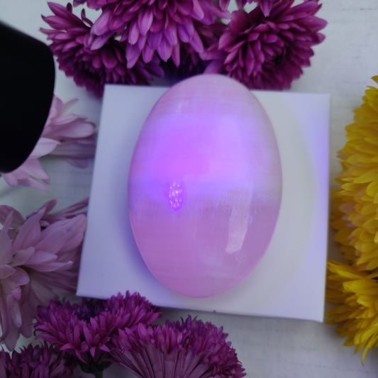 Pink Mangano Calcite Palm Stone (#1) - Simply Affinity
