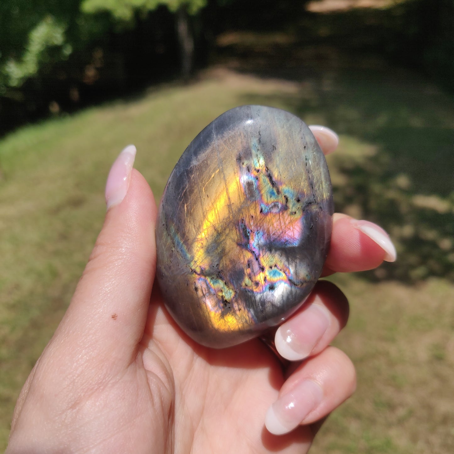 Labradorite Palm Stone (#104) - Simply Affinity