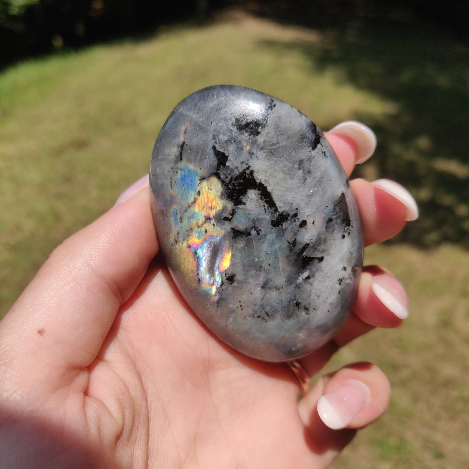 Labradorite Palm Stone (#104) - Simply Affinity