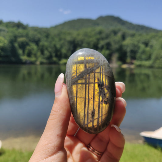 Labradorite Palm Stone (#294) - Simply Affinity