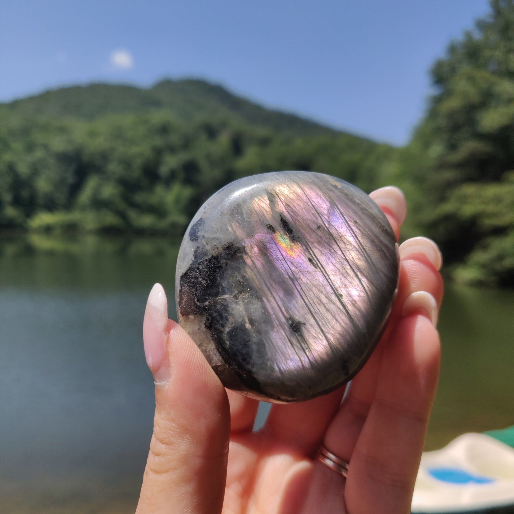 Labradorite Palm Stone (#305) - Simply Affinity