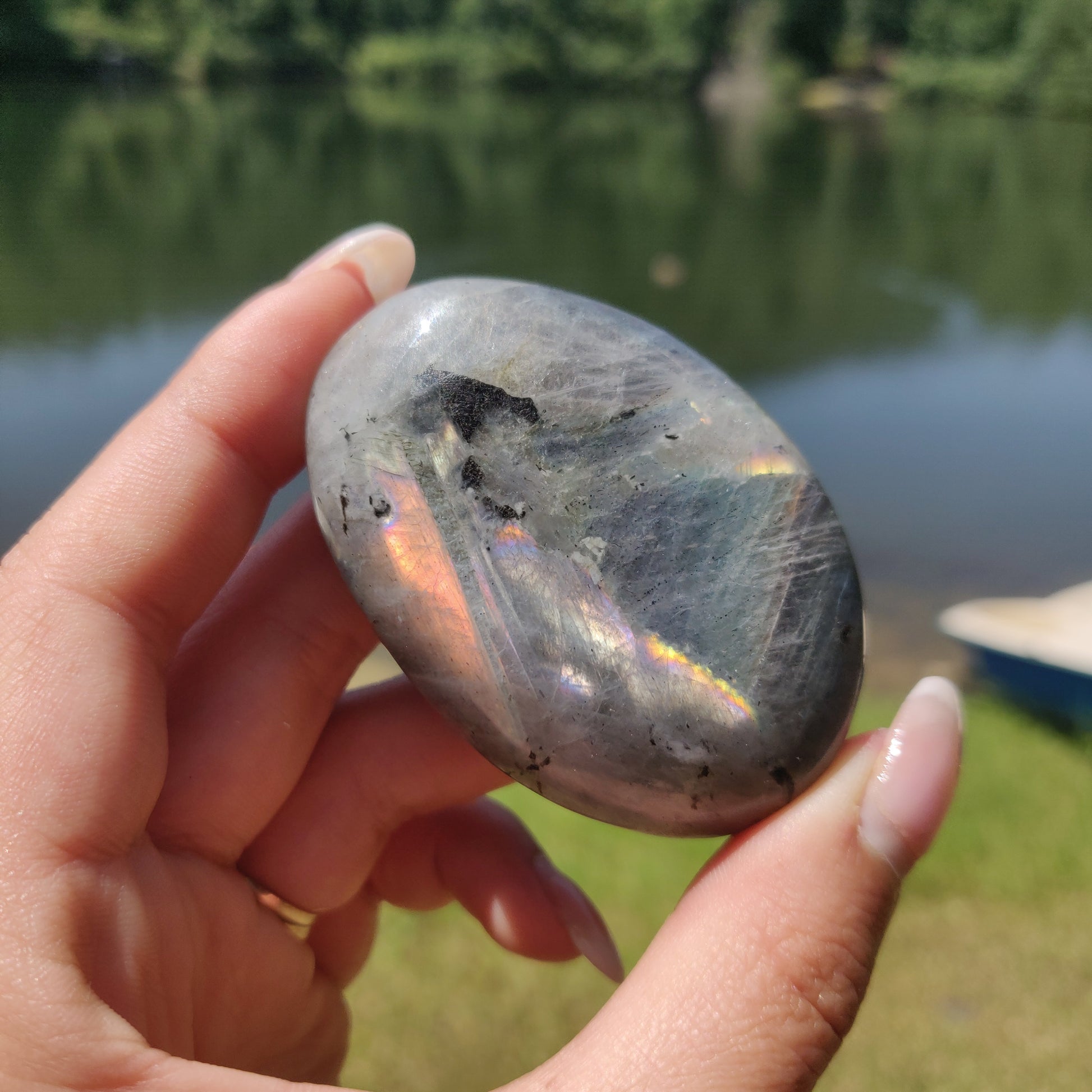 Labradorite Palm Stone (#312) - Simply Affinity