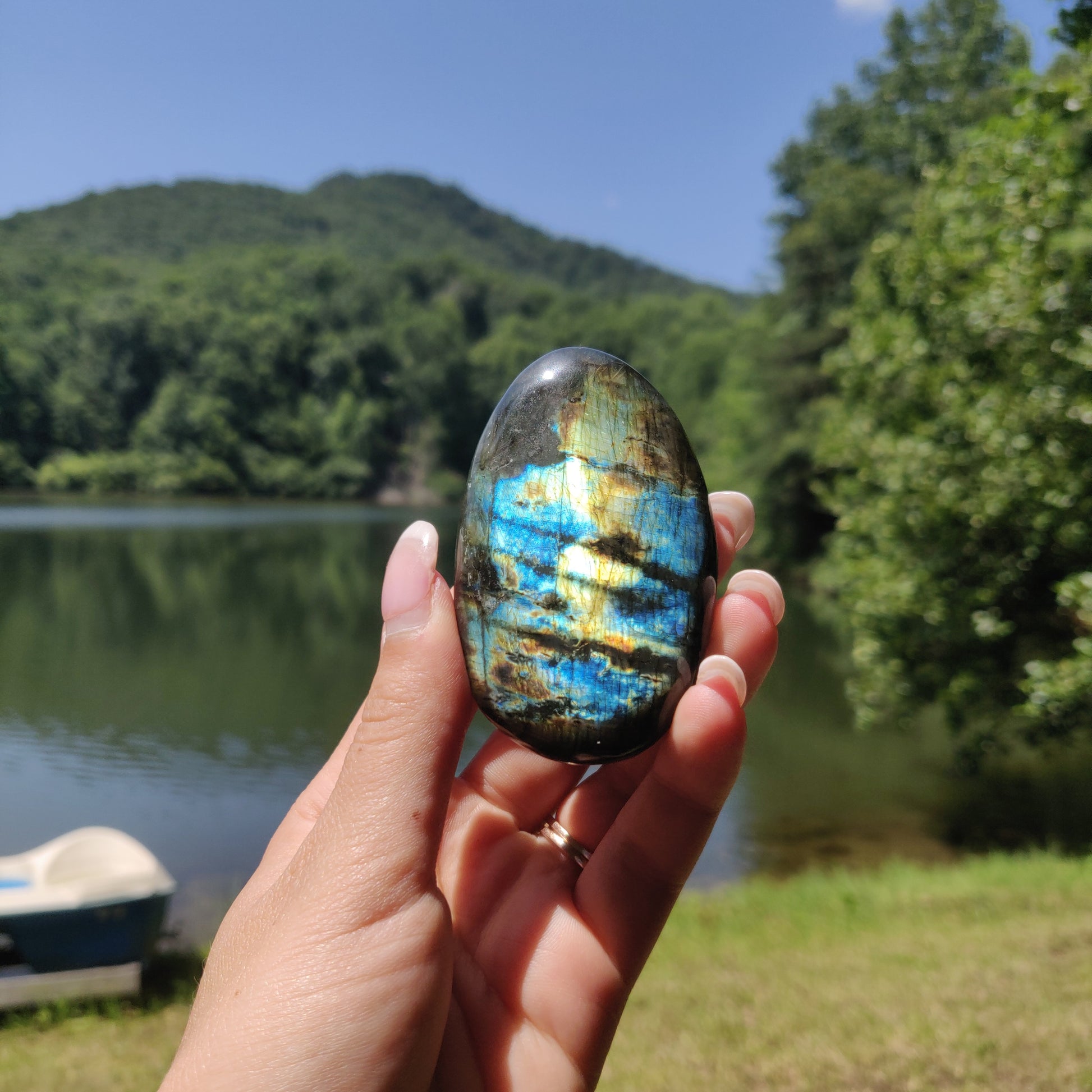 Labradorite Palm Stone (#323) - Simply Affinity