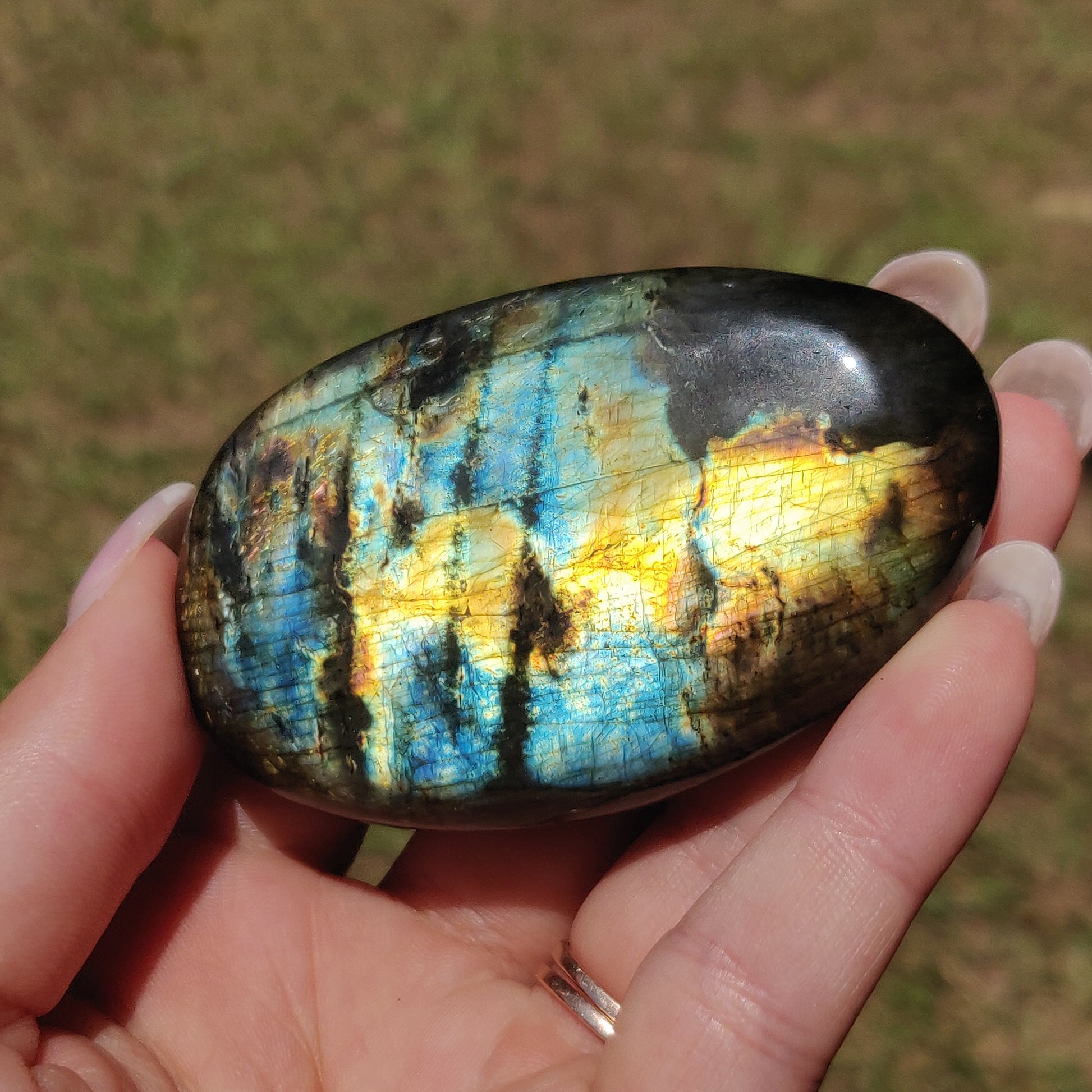 Labradorite Palm Stone (#323) - Simply Affinity