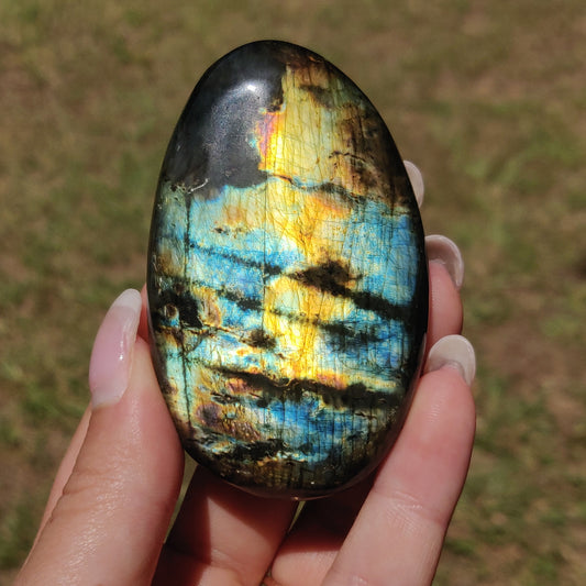 Labradorite Palm Stone (#323) - Simply Affinity