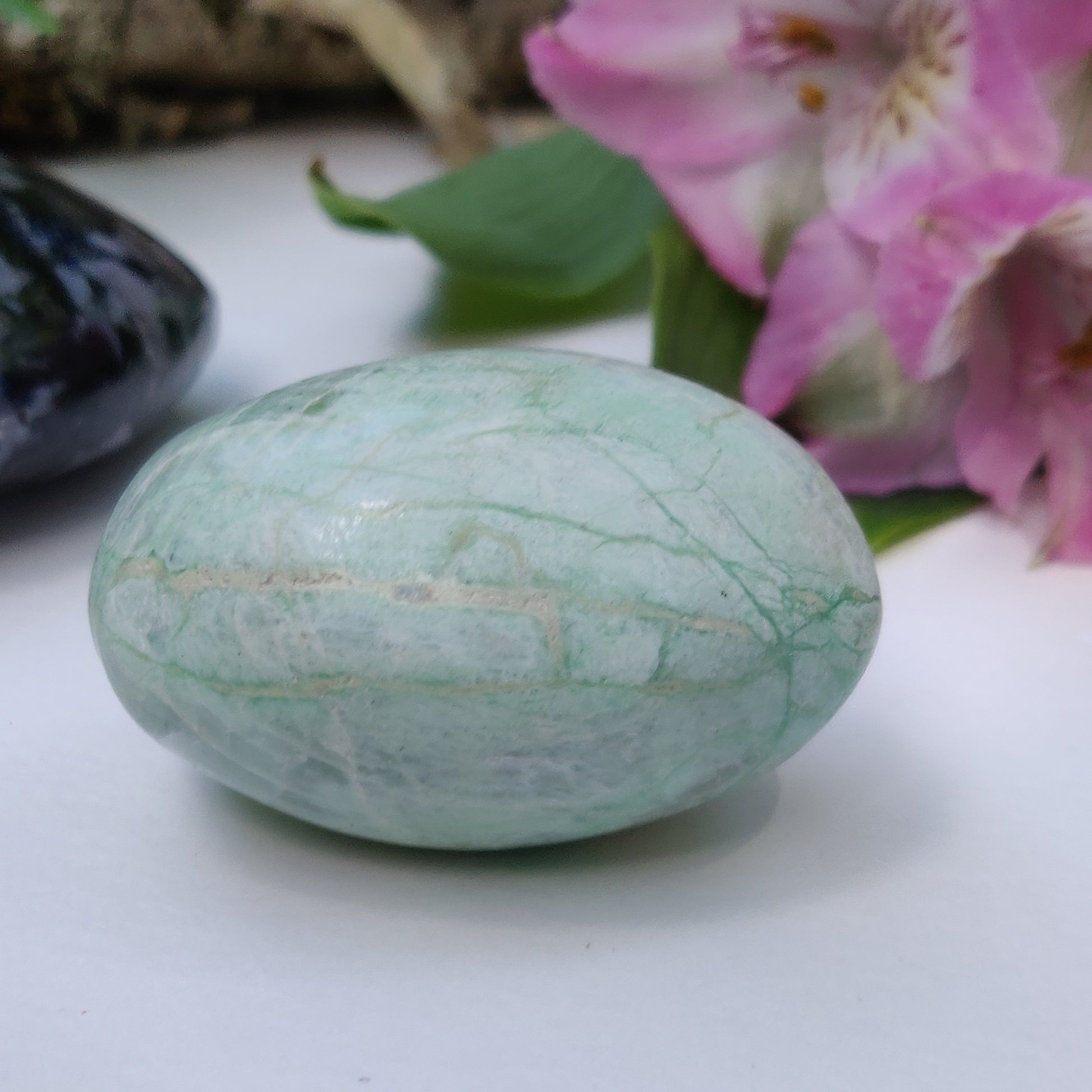 BLUE FLASH Garnierite Palm Stone (#11) - Simply Affinity