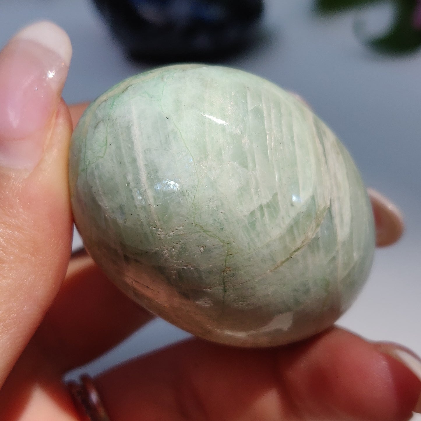 BLUE FLASH Garnierite Palm Stone (#11) - Simply Affinity