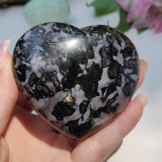 Mystic Merlinite Heart (#1) - Simply Affinity