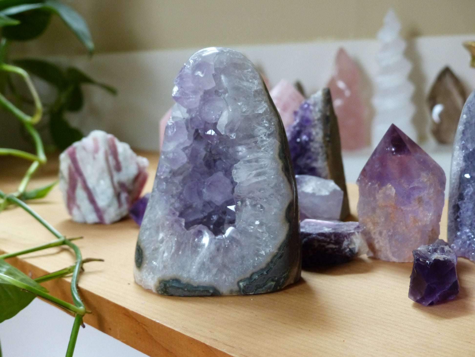 Amethyst Geode Free Form, Polished (#2) - Simply Affinity
