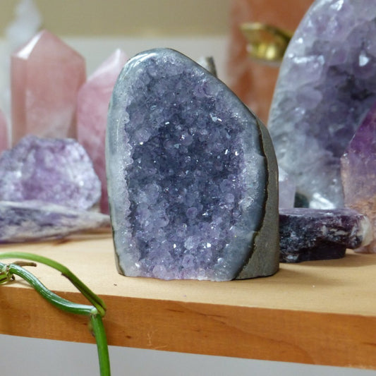 Amethyst Geode Free Form, Polished (#1) - Simply Affinity