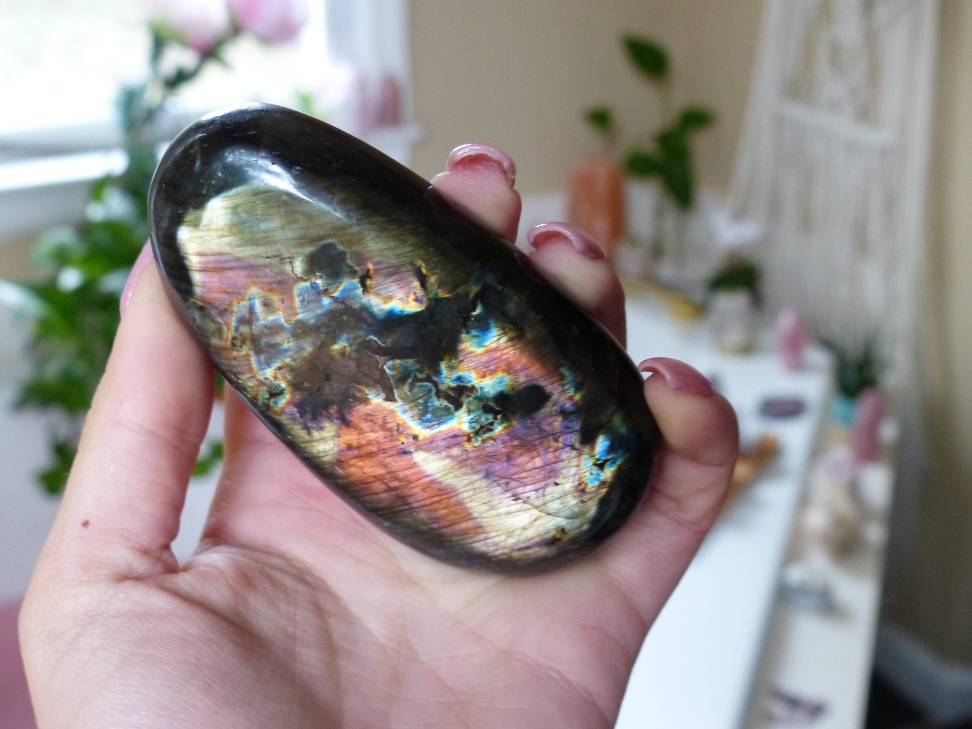 Labradorite Palm Stone (#59) - Simply Affinity
