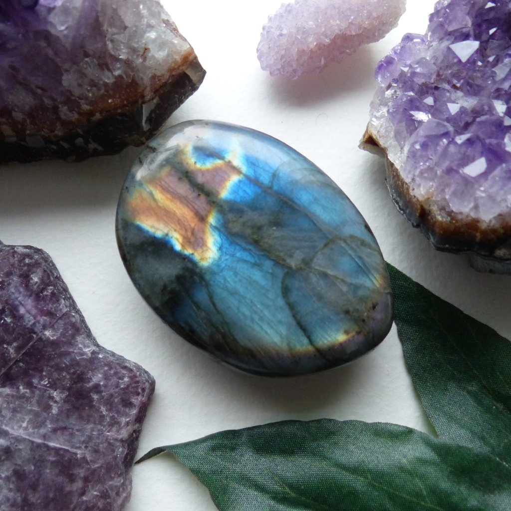 Labradorite Palm Stone (#12) - Simply Affinity