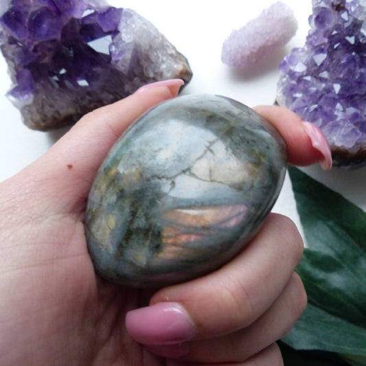 Labradorite Palm Stone (#12) - Simply Affinity