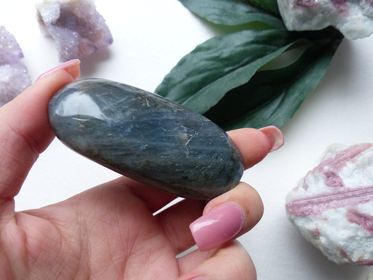 Labradorite Palm Stone (#4) - Simply Affinity