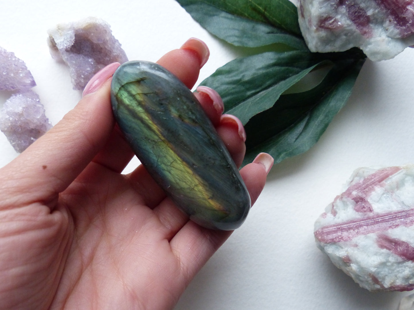 Labradorite Palm Stone (#4) - Simply Affinity