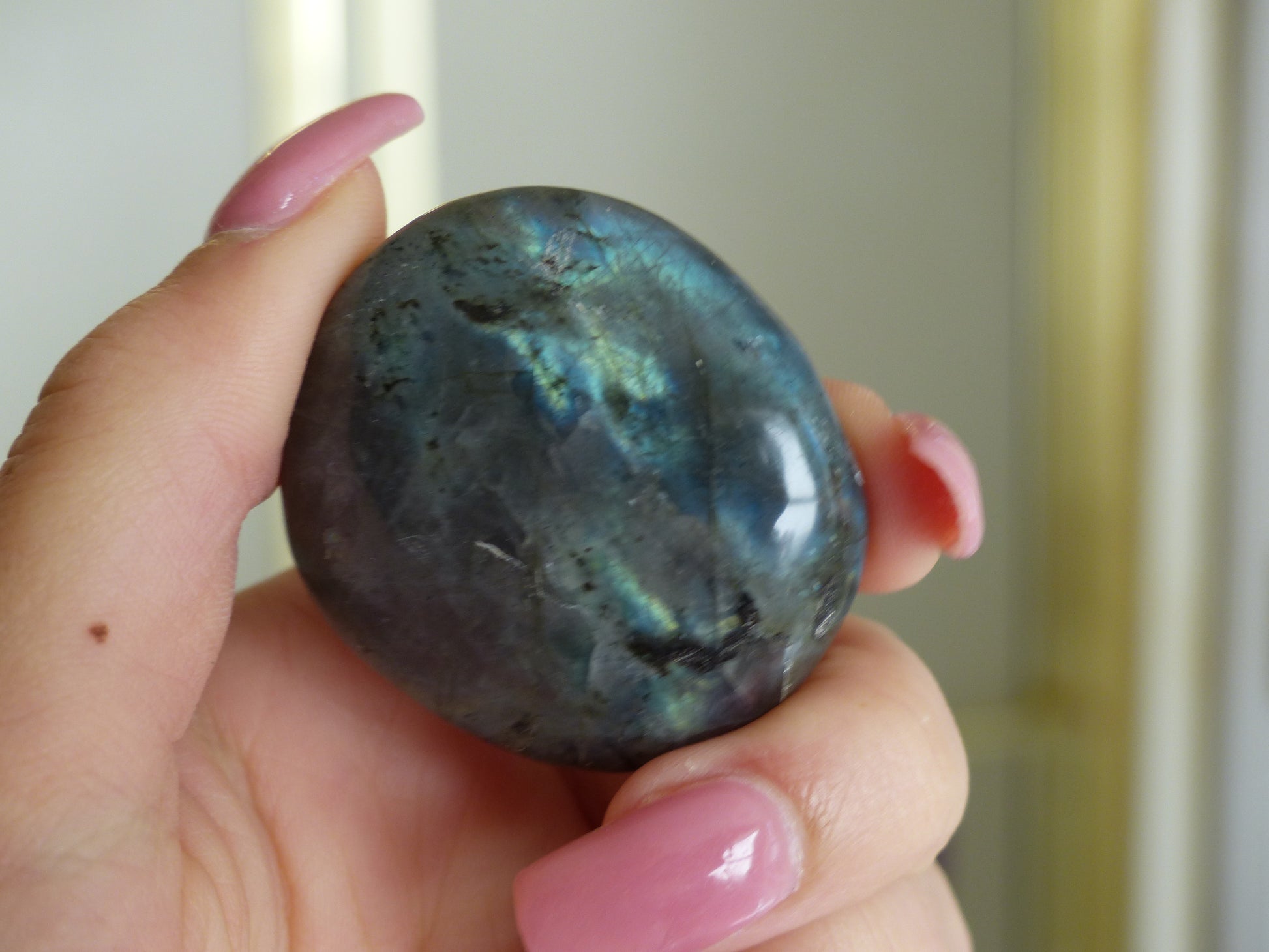 Labradorite Pocket Stone (#30) - Simply Affinity