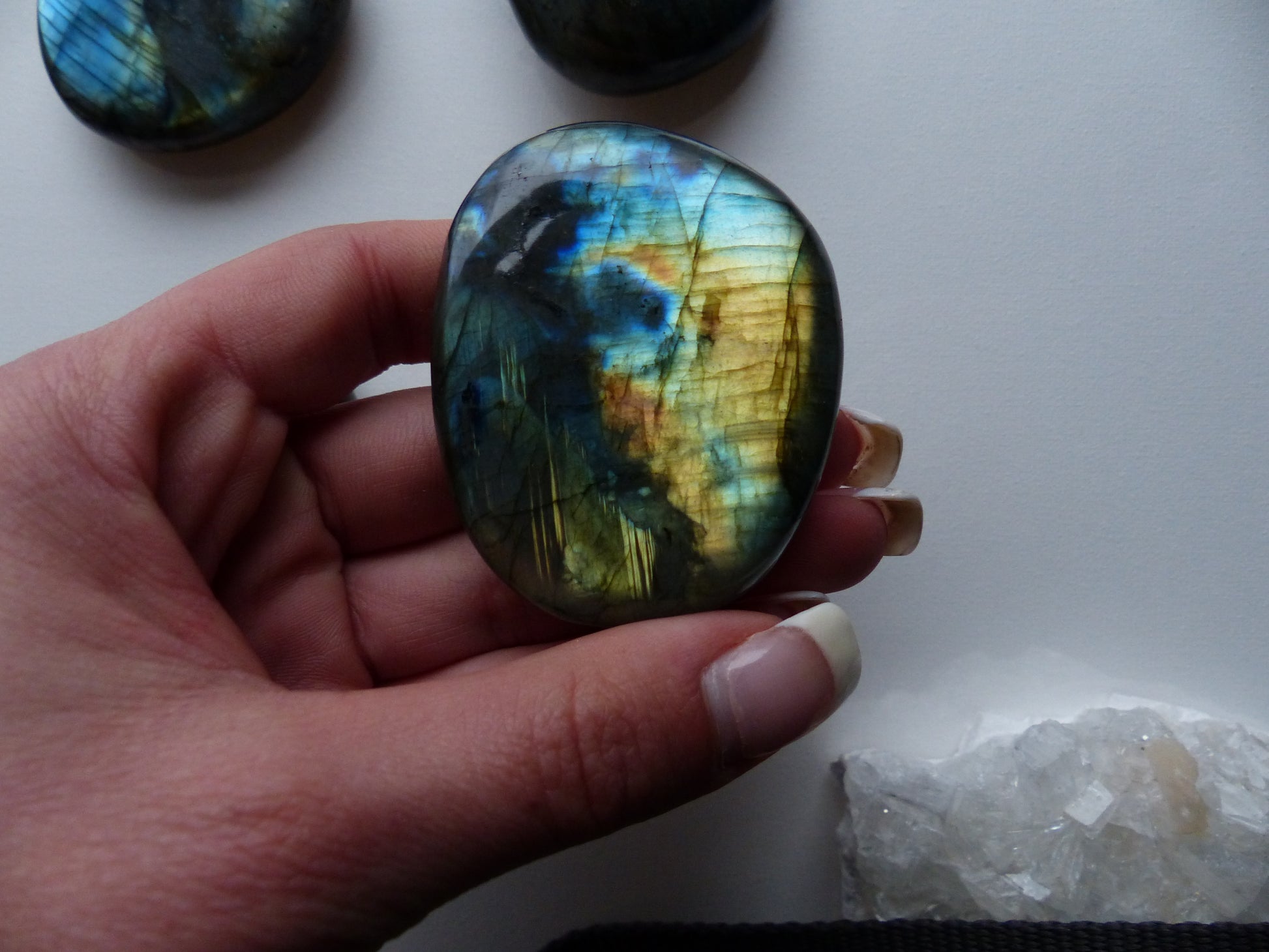 Choose your Labradorite Palm Stone - Simply Affinity