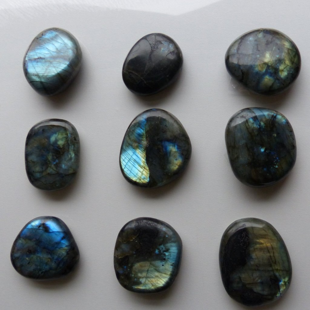 Choose your Labradorite Palm Stone - Simply Affinity