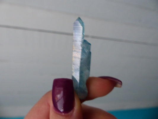Arkansas Aqua Aura Quartz Point (#4) - Simply Affinity