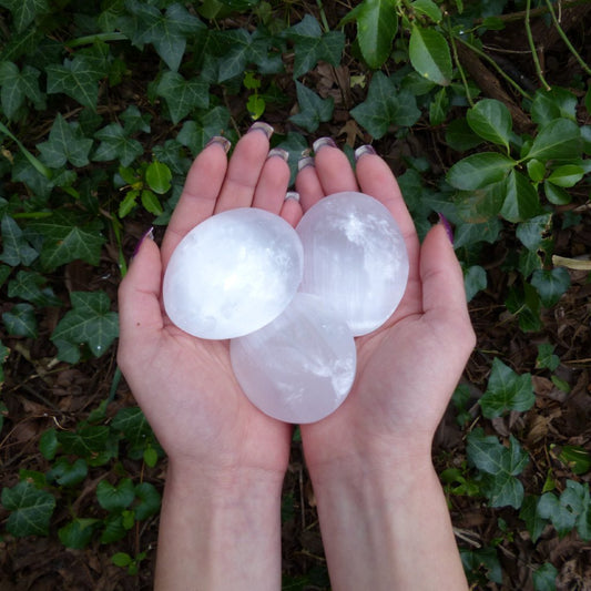 Selenite Palm Stone - Simply Affinity