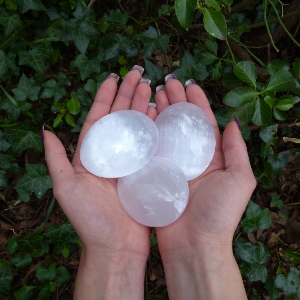 Selenite Palm Stone - Simply Affinity