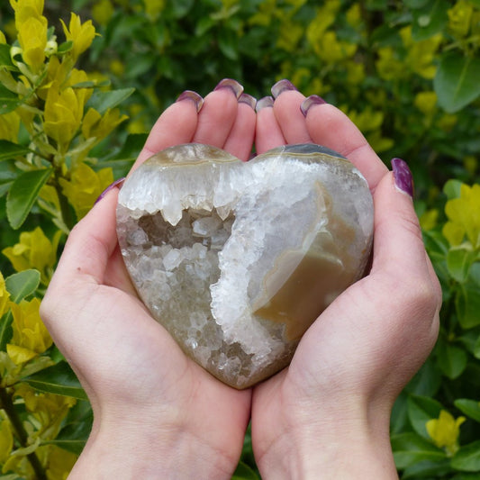 Quartz Geode & Agate Heart (#8) - Simply Affinity