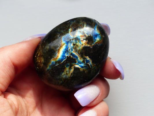 Labradorite Palm Stone (#140)
