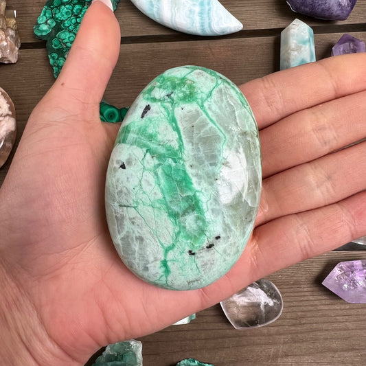 Garnierite Palm Stone (#9) - Simply Affinity