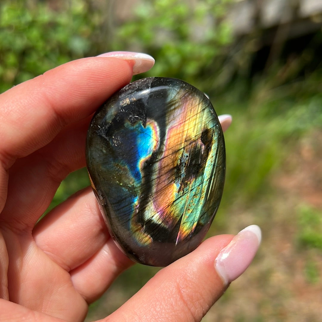 Labradorite Palm Stone (#131) - Simply Affinity
