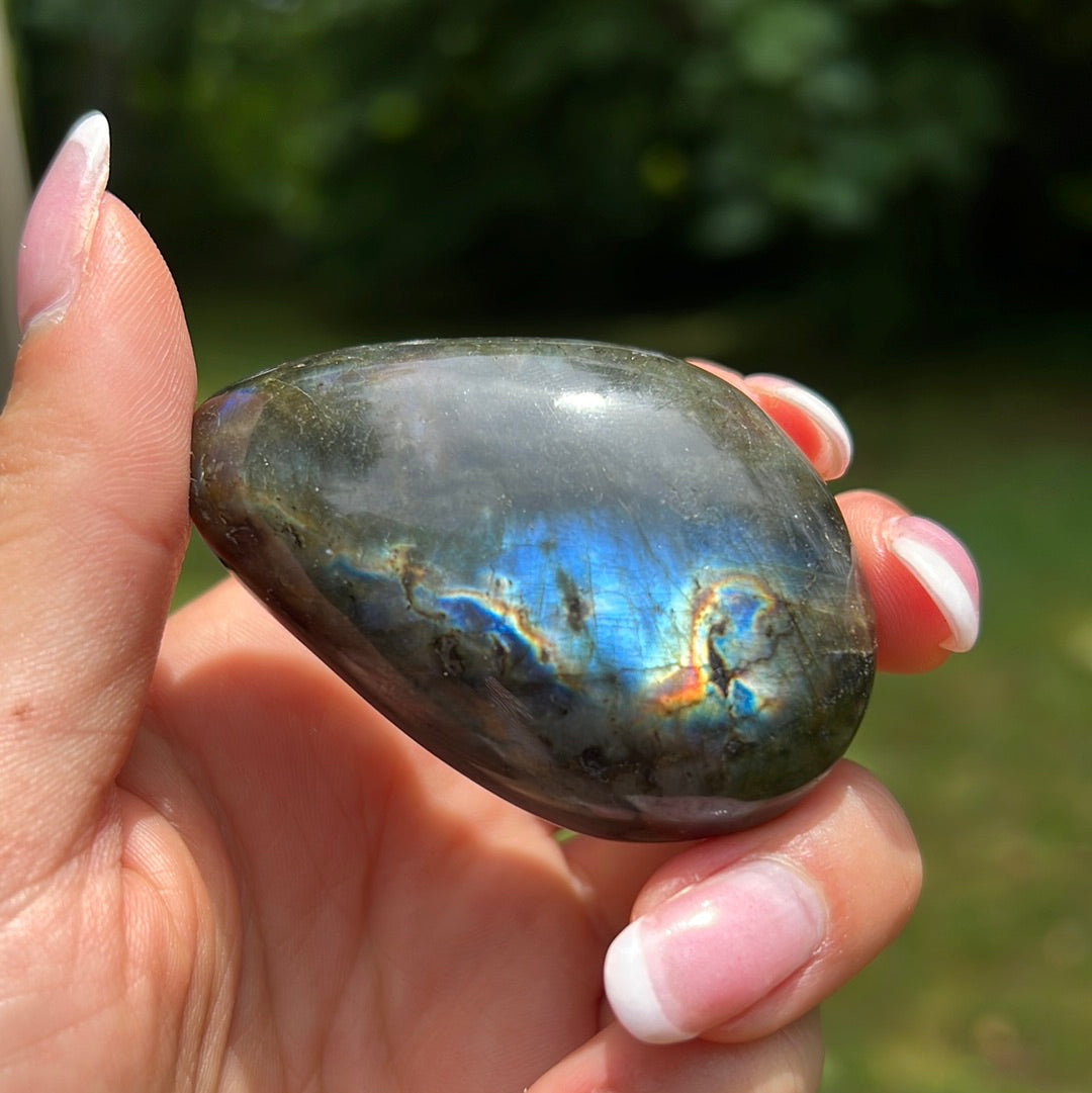 Labradorite Palm Stone (#130) - Simply Affinity