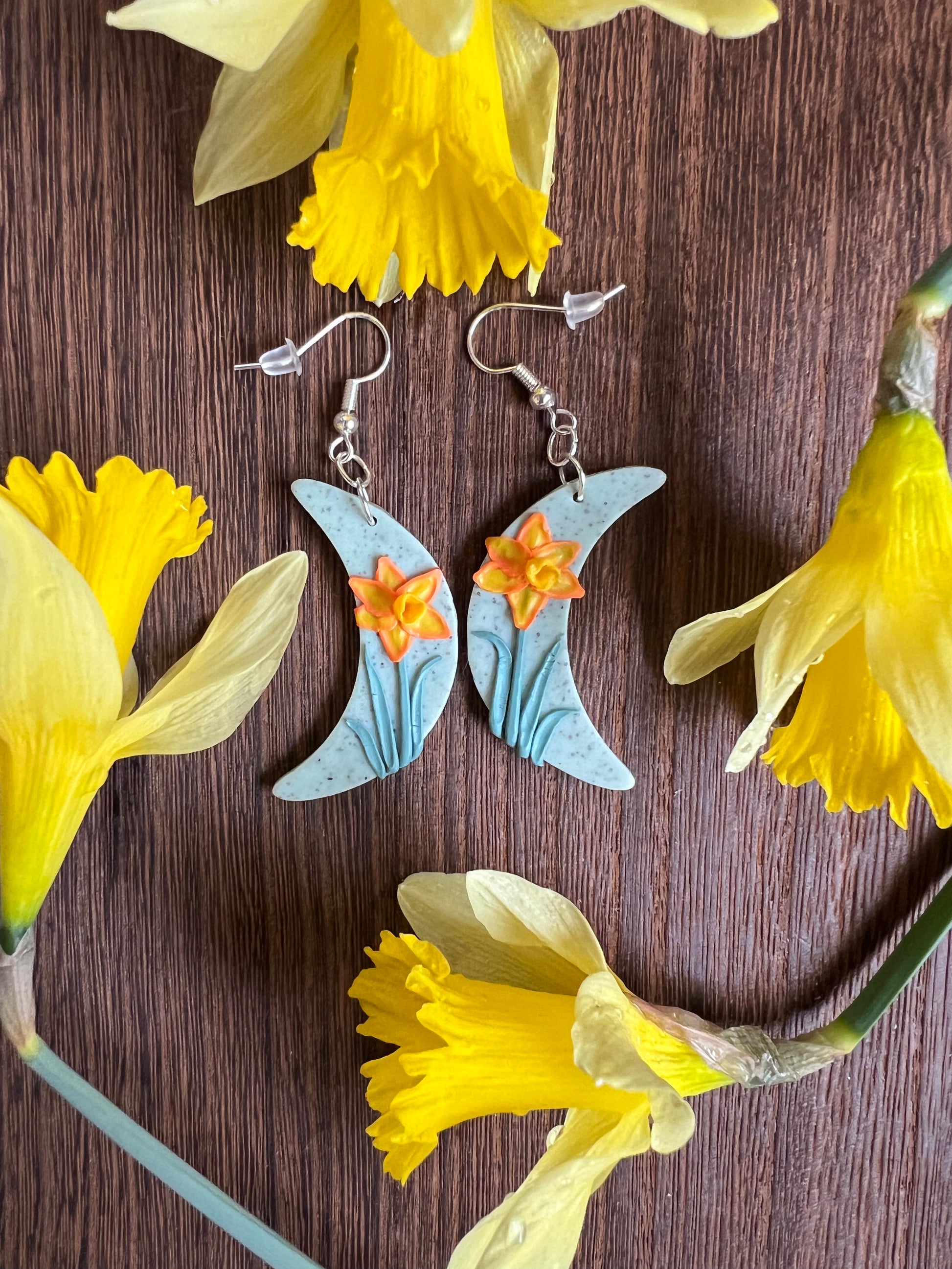 Daffodil Moon Earrings - Simply Affinity