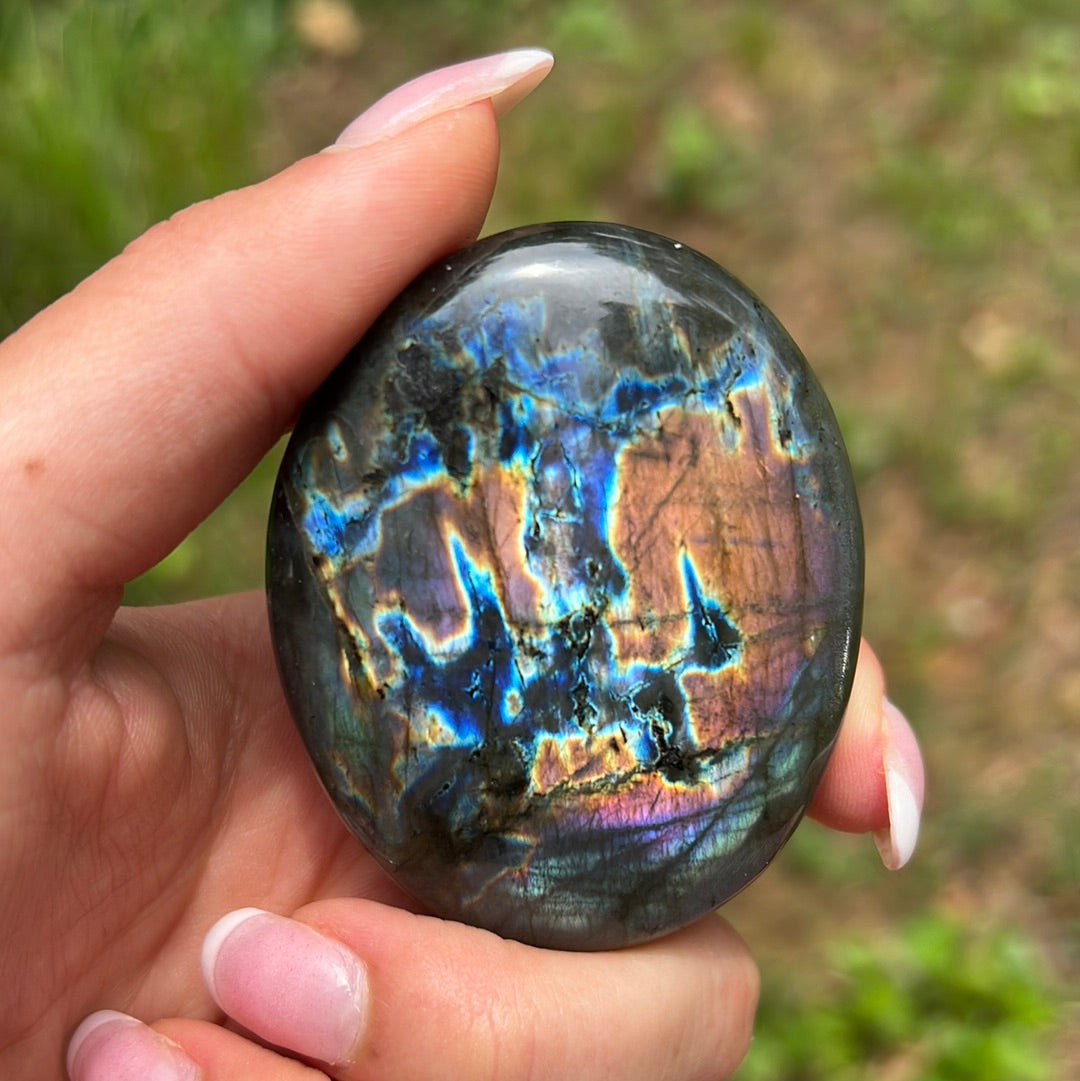 Labradorite Palm Stone (#128) - Simply Affinity
