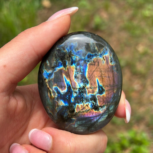 Labradorite Palm Stone (#128) - Simply Affinity