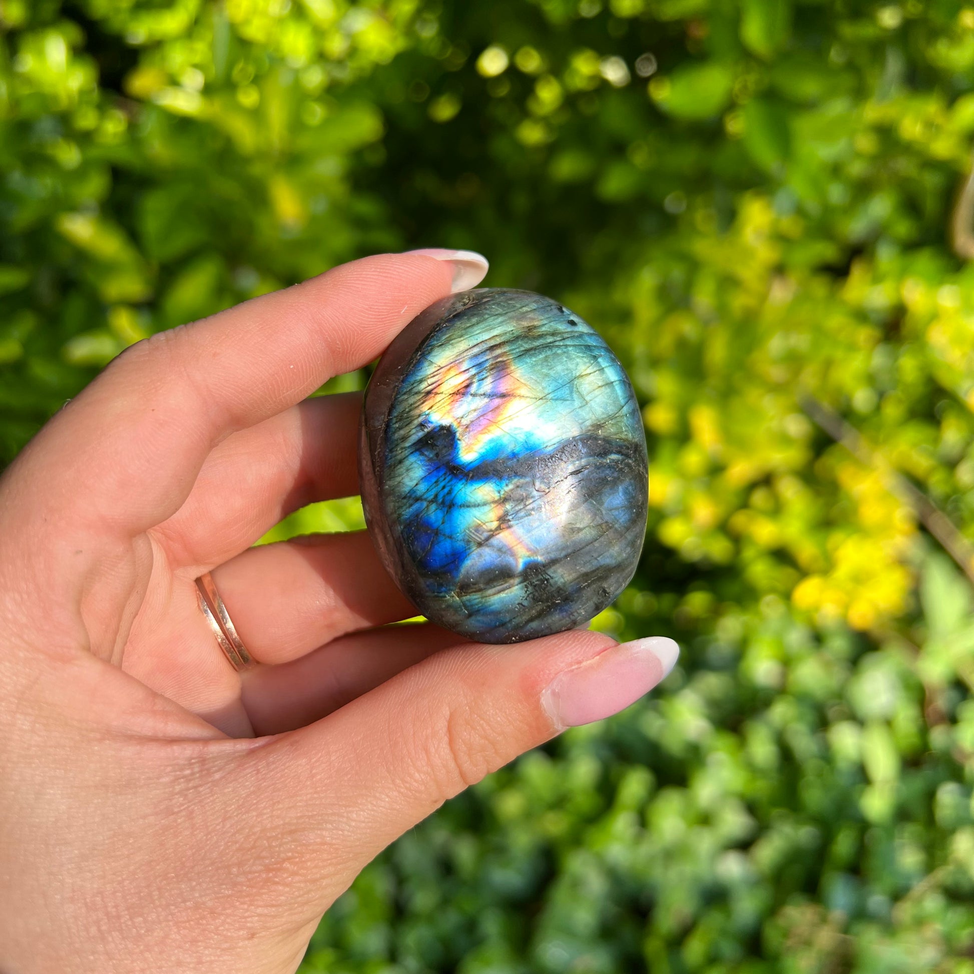 Labradorite Palm Stone (#290) - Simply Affinity