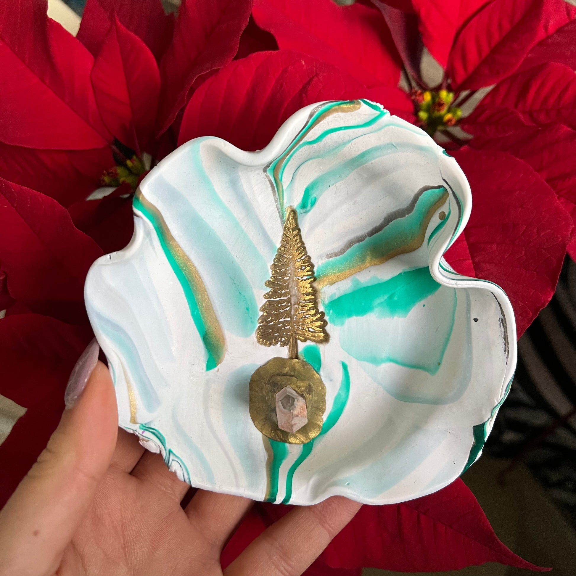 Marbled Spruce Trinket Dish with Quartz - Simply Affinity