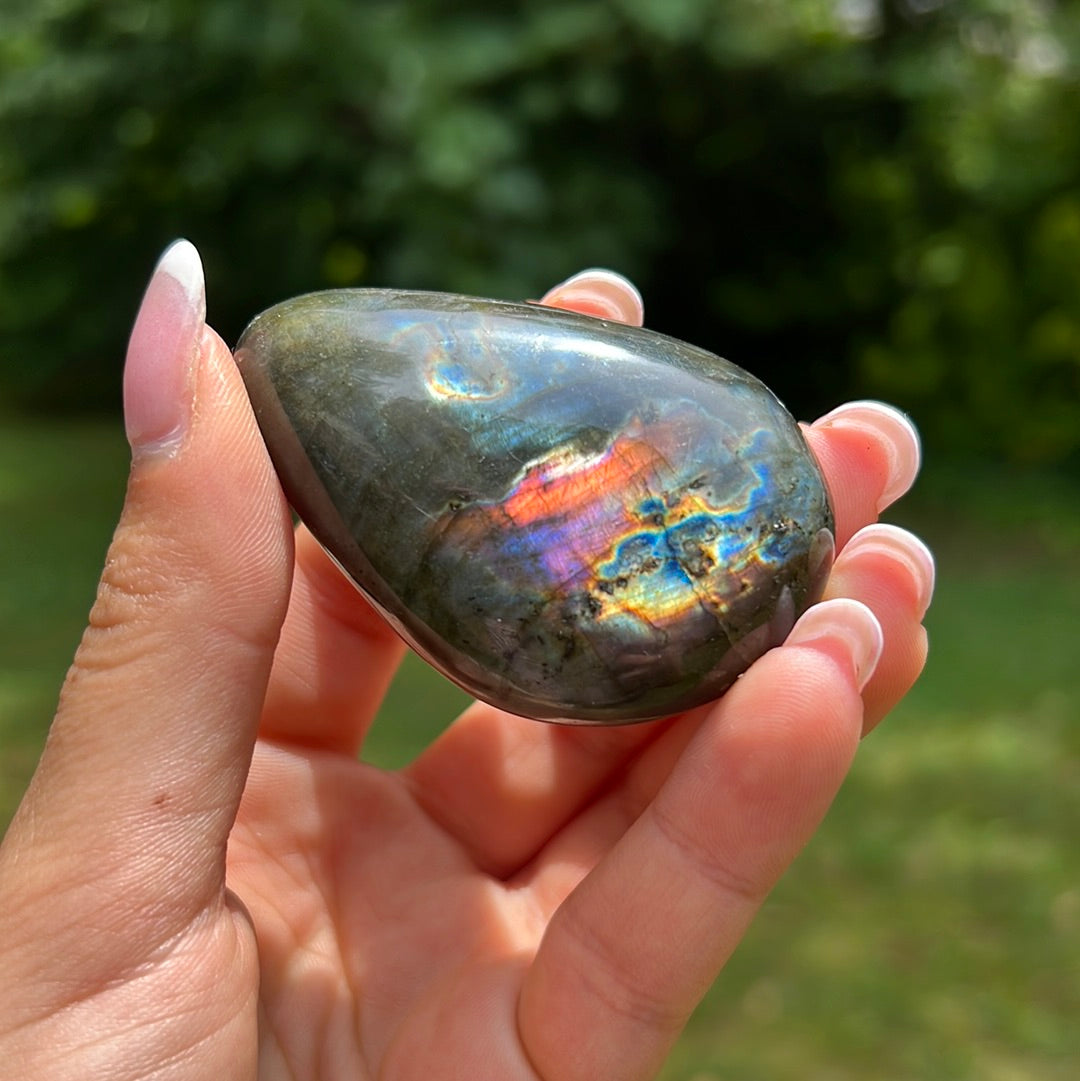 Labradorite Palm Stone (#130) - Simply Affinity