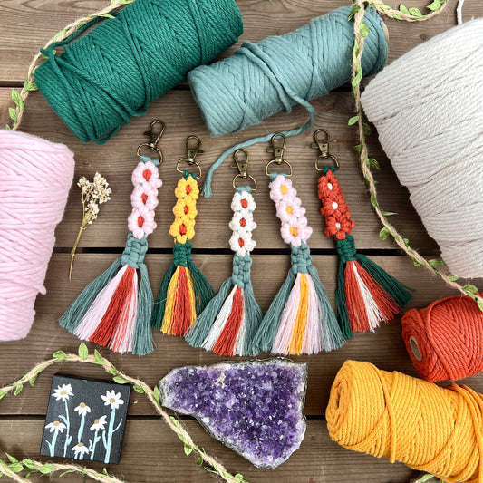 Macrame Flower Keychain - Simply Affinity
